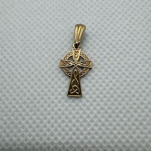 9k Yellow Gold Celtic Knot Cross Pendant Charm Irish UK 375 9ct 0.5g